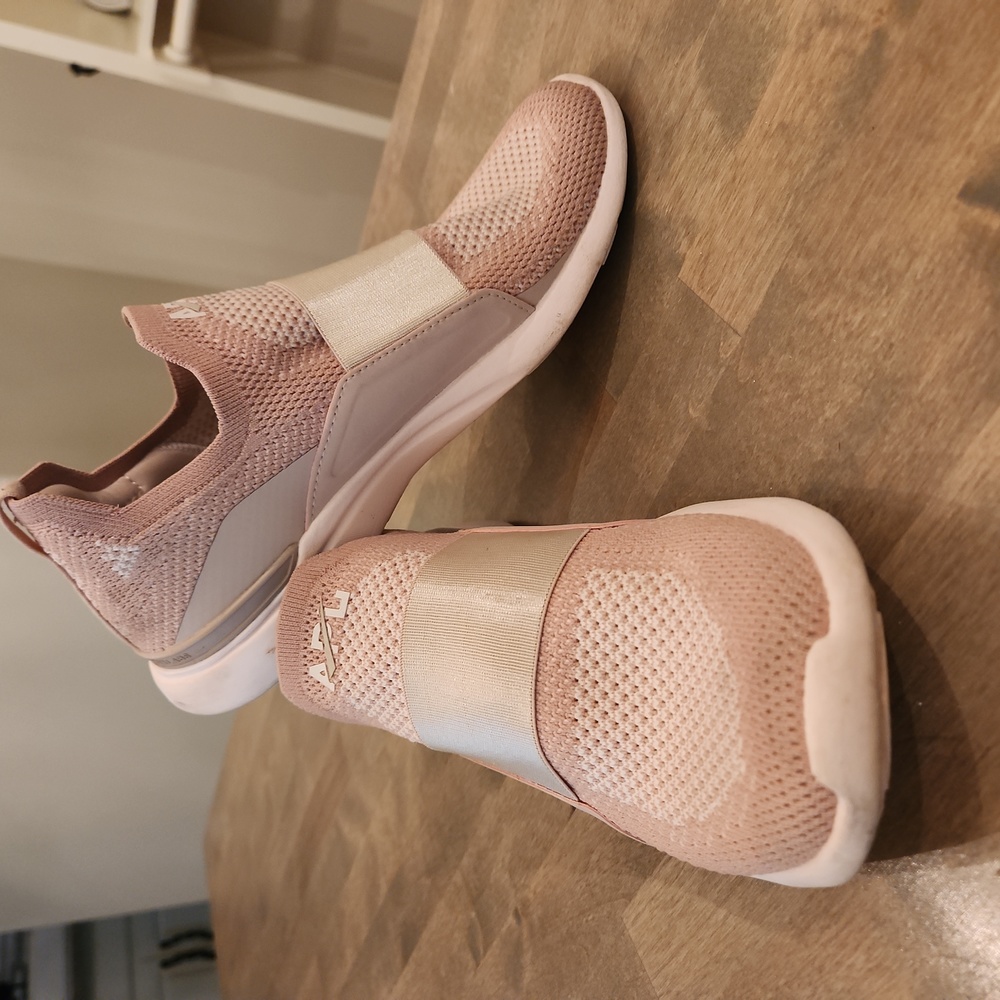 ATHLETIC PROPULSION LABS Techloom Bliss Blush (RET $220) - Picture 4 of 8